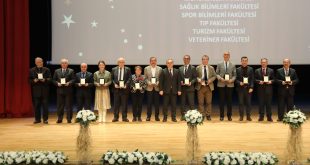 Erciyes Üniversitesi’nde 2023 Yılı Ödülleri Sahiplerini Buldu