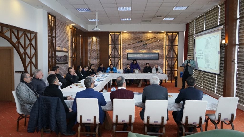 Kayseri Kent Konseyi’nden Erciyes’te “Gastronomi” Toplantısı, yabancılardan övgü, Öğrencileri Bilimle Tanıştırma ve Ücretsiz Sıcak Çorba, ‘Kurabiyemi Tasarlıyorum’ Etkinliği, KAYMEK’ten Kurumlara Eğitim Desteği, Karla mücadele,
