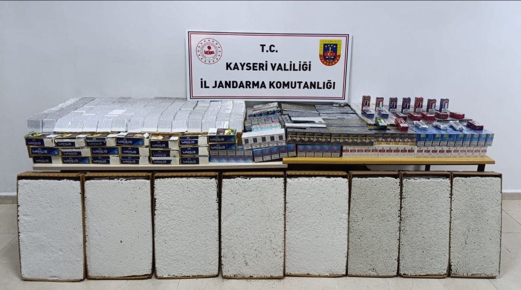 Uyuşturucuya 22 gözaltı, Çok sayıda silah ele geçirildi,  Aranan 2 hükümlü yakalandı, Milyonluk kaçak sigara, makaron, tütün, Sahte ve kaçak alkol operasyonu, yol durumu