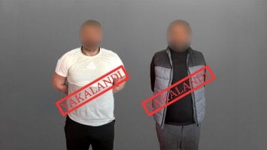 Kayseri Emniyet Asayiş, TEM, KOM, Narkotik’te geçen hafta, Uyuşturucu, silah teşhirine, makaron, kaçak tütün ve tefecilik operasyonu, Kırmızı ve yeşil bültenle aranan 4 kişi ile Trafikte Tartıştığı Kişiye Silah Çeken kişi yakalandı