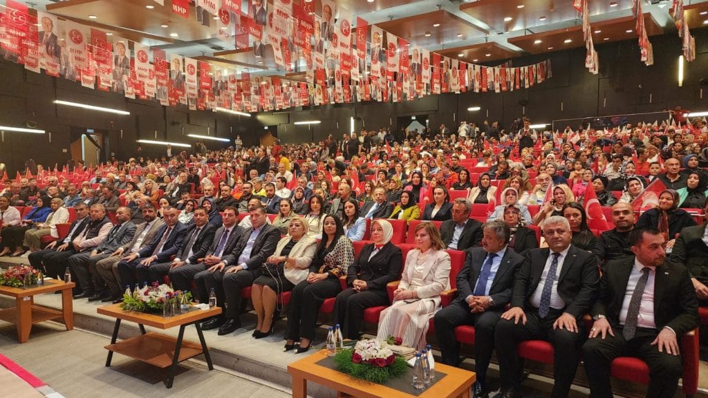 MHP KAÇEP’TEN KAYSERİ’DE ANNELER GÜNÜ COŞKUSU