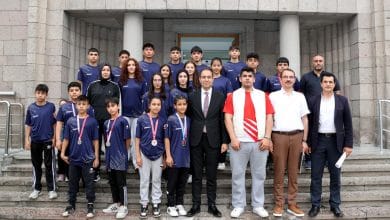 Şampiyon Sporculardan İl Sağlık Müdürü Erşan’a Ziyaret