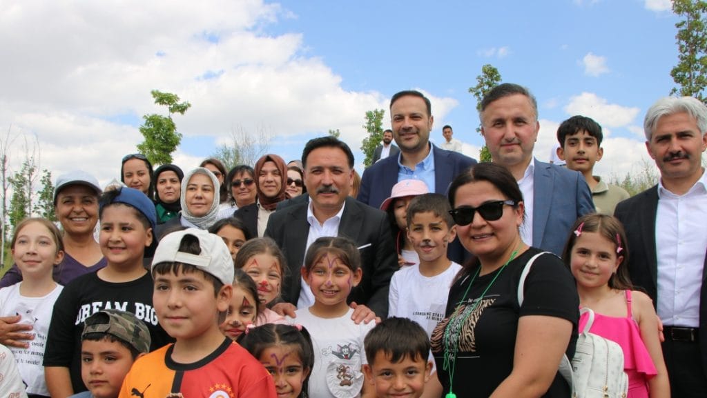 İL MİLLİ EĞİTİM MÜDÜRÜ COŞKUN ESEN’İN 2024-2025 EĞİTİM/ÖĞRETİM YILI SONU MESAJI
