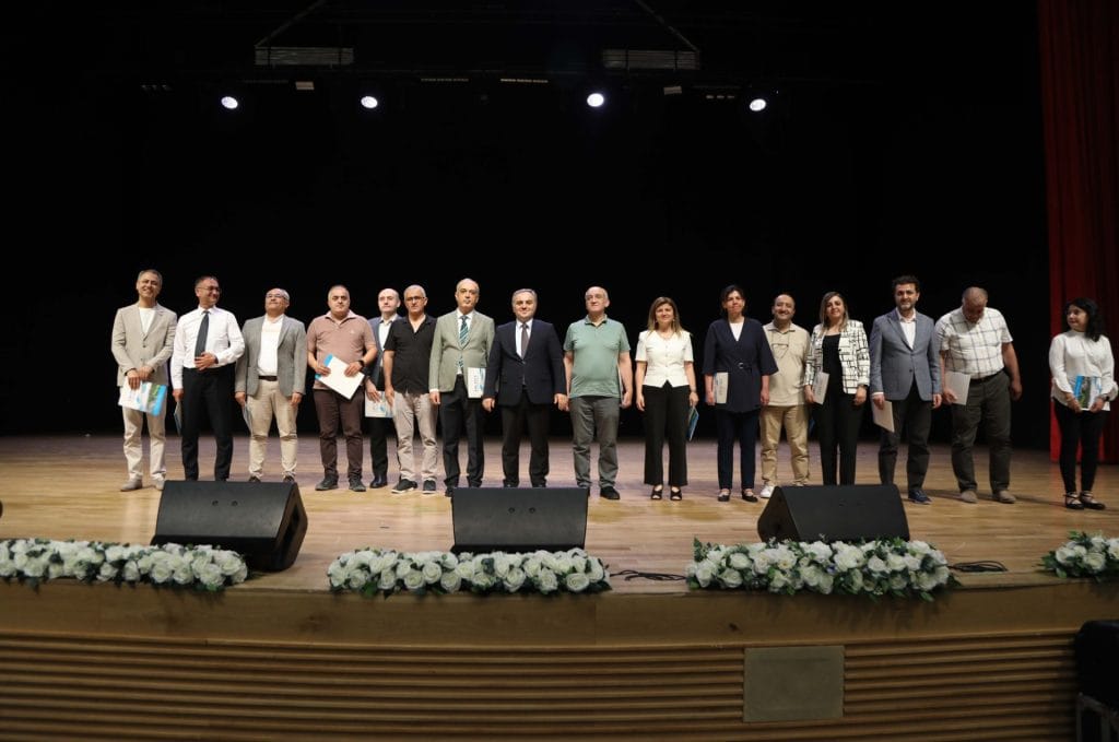 ERÜ’de 2024 Yılı Araştırma Performansı Değerlendirme Toplantısı ve Ödül Töreni” Düzenlendi