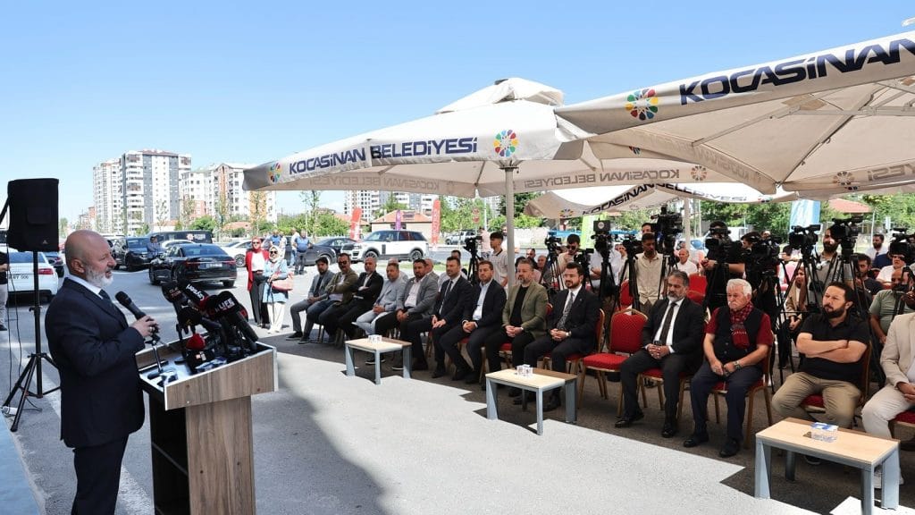 DOST ELİ DERNEKLEŞİYOR, KAYSERİ’NİN TÜMÜNDE SOSYAL YARDIM AĞI GENİŞLİYOR
