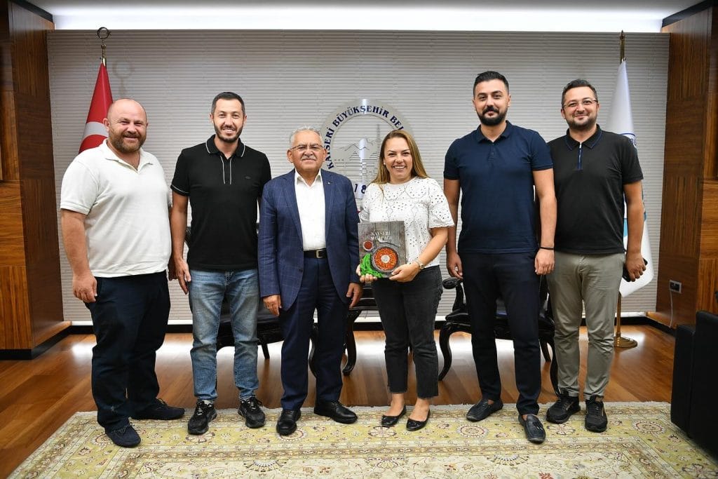 Erciyes’te Zirve Yolculuğu, Elitaş ve Boyraz’dan ziyaret, Ücretsiz Tercih Danışmanlığı, Özel Bireylere Güvenli ve Engelsiz Hizmetler, Gastronomi Vizyonu Ulusal Gündemde, Yol incelemesi,
