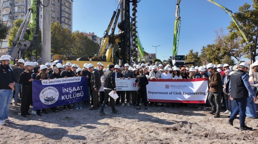 Kültepe’de Geleceğe Işık Tutuluyor, Kent Bilgi Sistemi Rehberi’, Yeşilhisar ve Yahyalı’da KASKİ Yatırımı, Eğitime Katkı, Hedef Daha Yeşil Bir Kayseri, 22 Mahalleyi Ankara Yolu’na Bağlayacak yol, Yerel Yönetimler Konusu, Restore edilen cami,