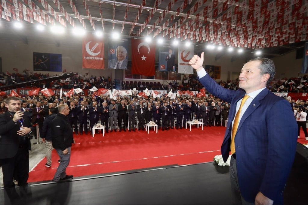 YRP Genel başkanı Erbakan Kayseri’de ‘Kayseri’nin gönlünde büyüyenleri kimse küçültemez!’ dedi