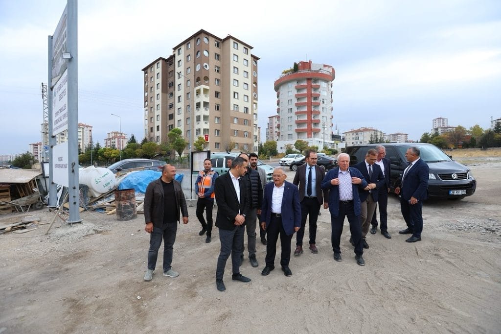 Süper Dolunay Tutulması, Talas Bulvarı ERÜ Kavşağı Düzenleme, İtfaiye Ekim’de 946 Olaya Müdahale Etti, Zabıta denetimi, Kartal kavşağı alternatiKadim Gastronominin Kitabını Yazdı, Bilişim Kampı, Ara Tatilde Öğrencilere Bilim Dolu Etkinlik, Gökkent’e Hayırsever okulu,