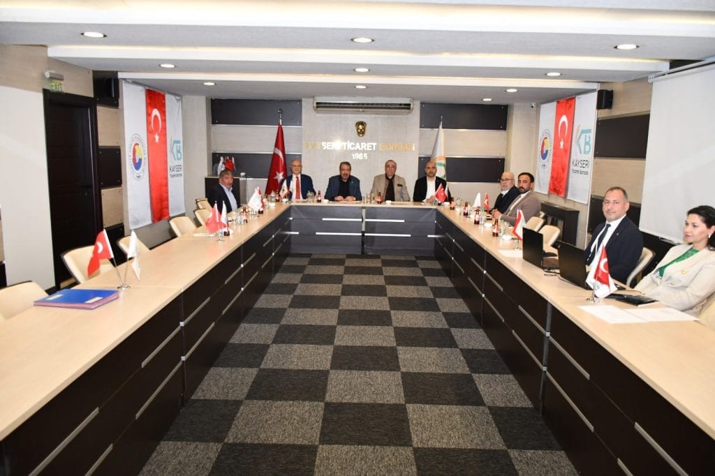 Tarımın Devleri Kayseri’de Buluştu: Anadolu ÜPAK Yönetimi Geleceği Planlıyor!