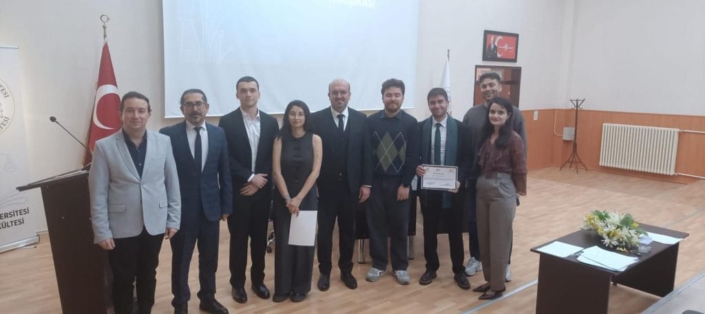 NNYÜ HUKUK FAKÜLTESİ ÖĞRENCİLERİNİN BÜYÜK BAŞARISI