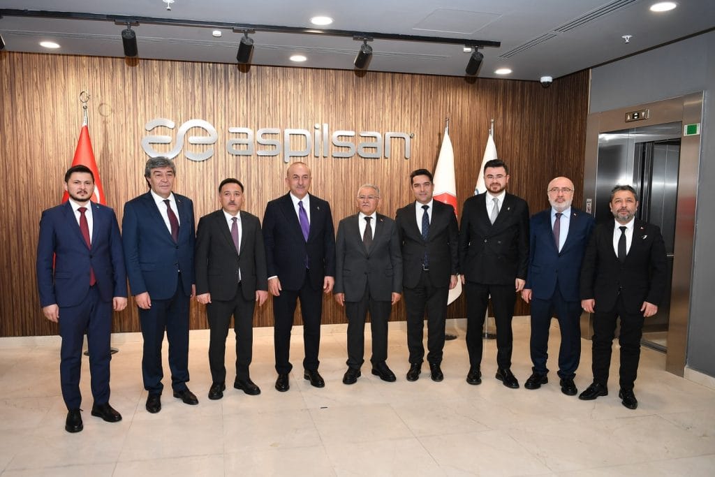 Çavuşoğlu’ndan Kayseri’de ‘yerli ve milli teknoloji’ incelemesi, konferans, ziyaretler