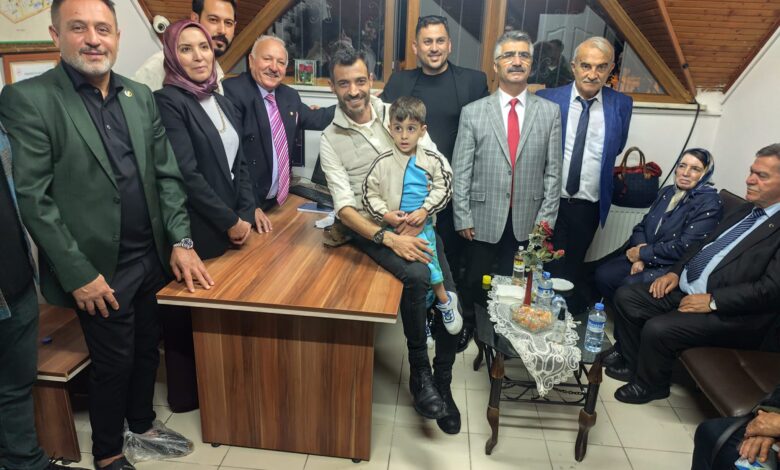Kayserili sanatçılar DMD hastası Eymen’e destek için buluştu