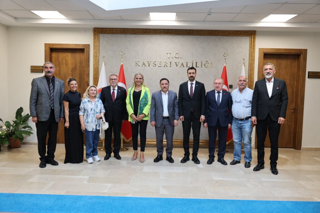 Vali Çiçek’i ziyaret eden Marzıoğlu, çiftçilerin mağduriyetinide dile getirdi