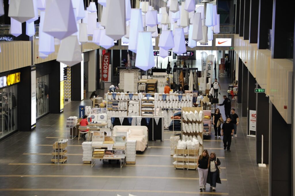 KUMSMALL’DA ALIŞVERİŞ ŞÖLENİ: ÜÇ FESTİVAL, YÜZLERCE FIRSAT