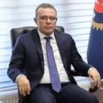 Emniyet kararnamesi ile Atanur Aydın merkeze, Emrullah Gölcük Emniyet Müdür yardımcılığına