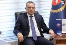 Emniyet kararnamesi ile Atanur Aydın merkeze, Emrullah Gölcük Emniyet Müdür yardımcılığına