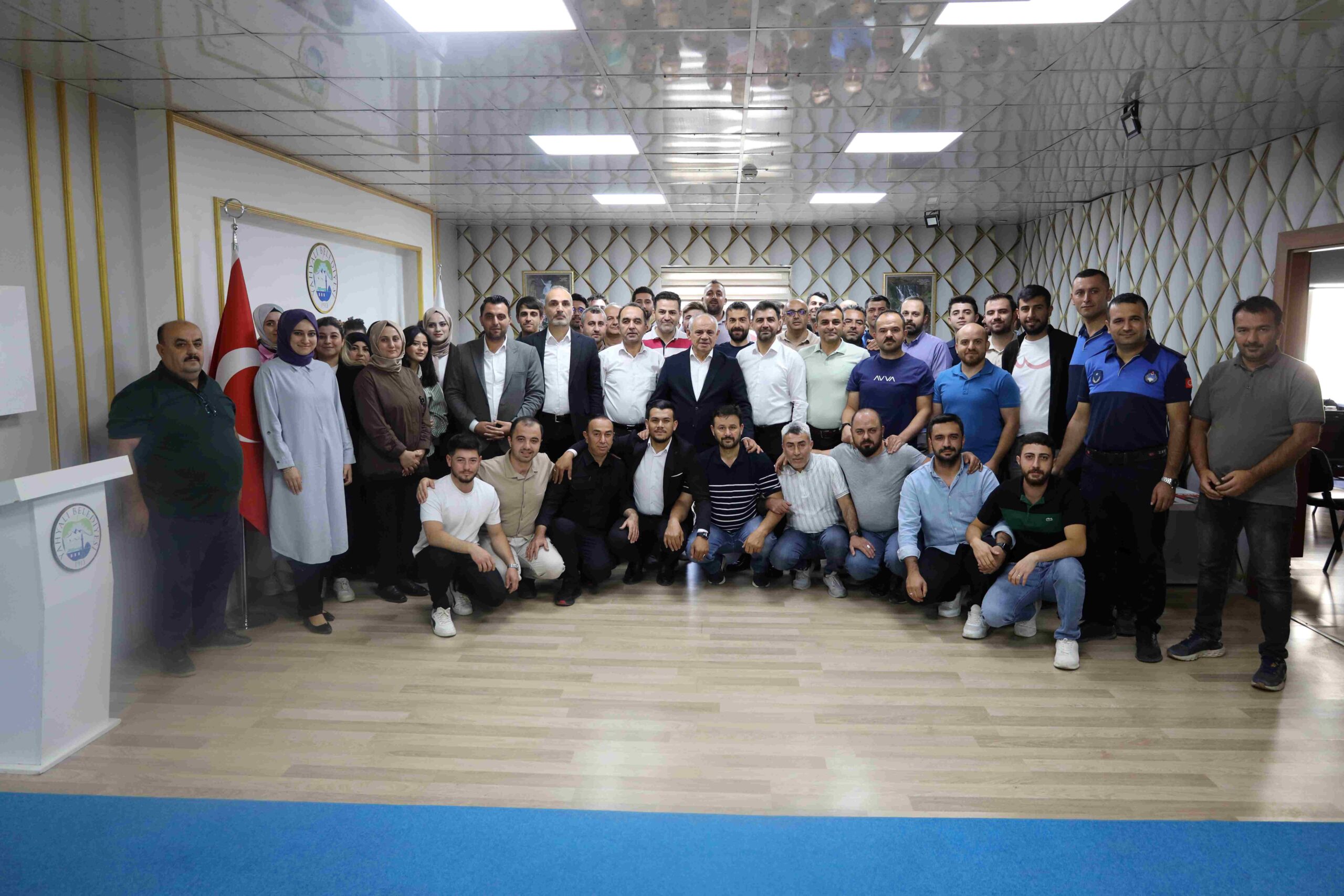 Yahyalı’da başkanı ağlatan sürpriz ve yeni araç