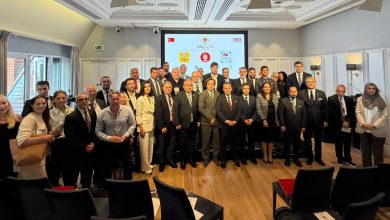 KGK sergisi Yunus Emre Londra merkezinde açıldı