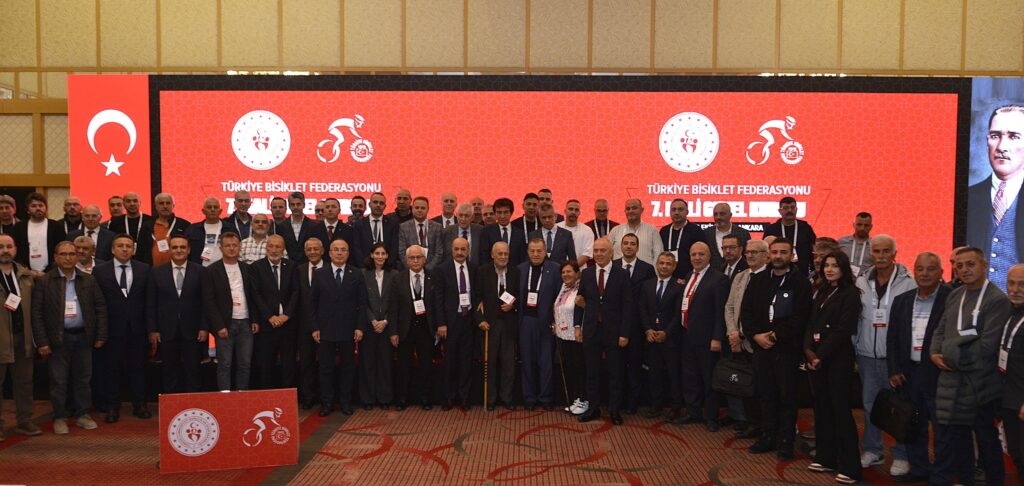 TÜRKİYE BİSİKLET FEDERASYONU YÖNETİMİ GÜVEN TAZELEDİ