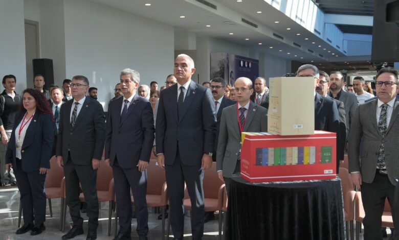 Nutuk 8 dilde Dünyaya ulaşacak