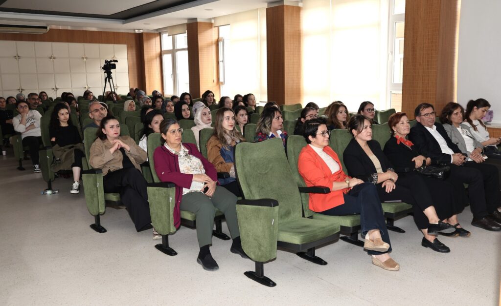 ERÜ Hastaneleri’nde “Popüler Diyetlere Klinik Bakış” Konulu Seminer