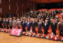 KTO’DA BİR İLKE İMZA ATILAN MECLİSTE “ODA ANDI” İLK KEZ YANKILANDI