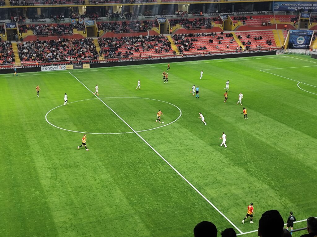M. H. Kayserispor: 2 – Manisa FK: 1
