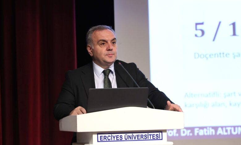 ERÜ’de “Fikrini TÜBİTAK’a Taşı” Bilgilendirme Toplantısı
